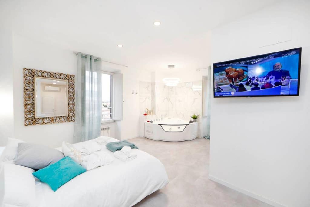 White Panoramic Jacuzzi Suite Trastevere - Top Collection Rome Buitenkant foto