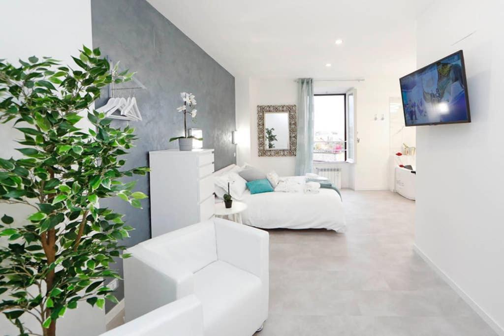 White Panoramic Jacuzzi Suite Trastevere - Top Collection Rome Buitenkant foto